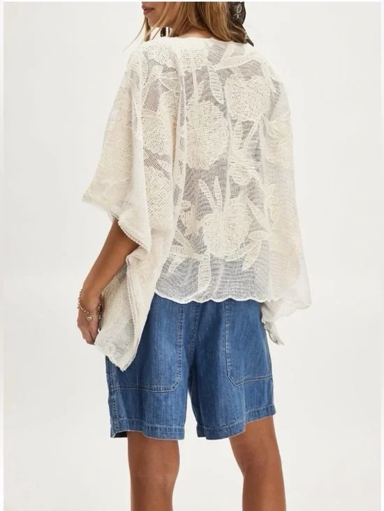 Free People Willow Floral Appliqué Detail Tie Front Cape Top NWT One Size - Picture 7 of 16